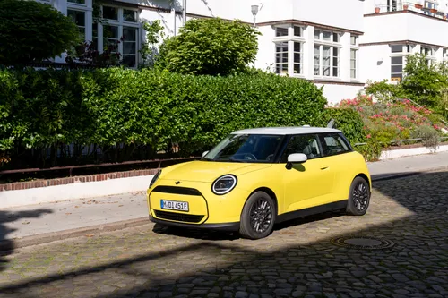 Mini Cooper Electric voorkant