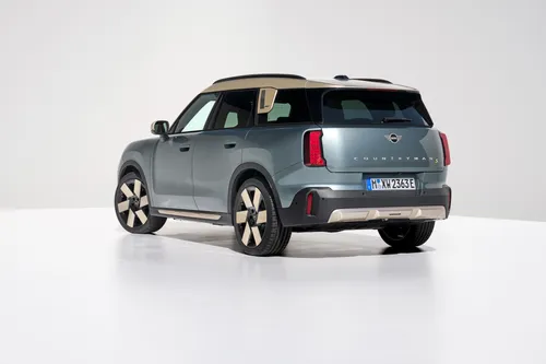 Mini Countryman Electric achterkant