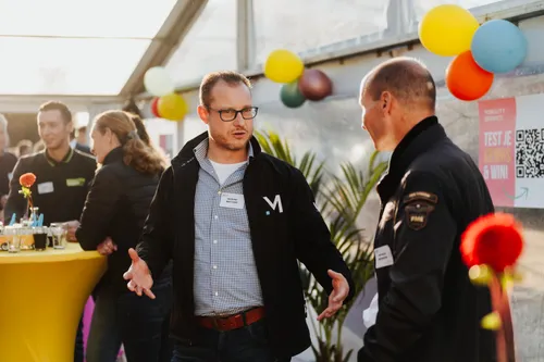 Wouter Prins met klant