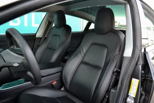 Tesla Model 3 Long Range