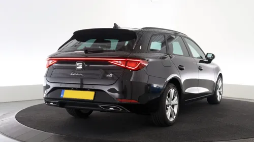 Seat Leon Sportstourer achterkant