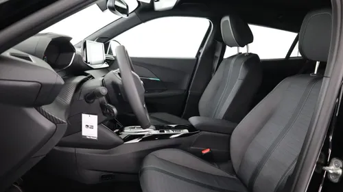 Peugeot e-2008 interieur
