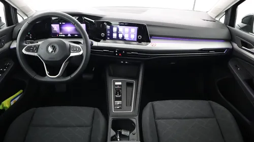 Volkswagen Golf dashboard