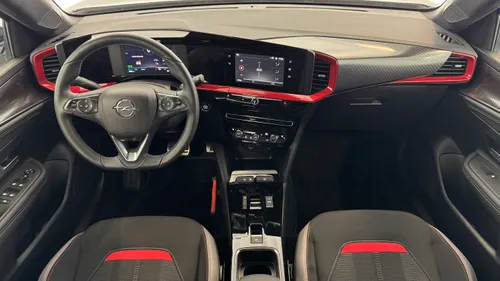 Opel Mokka Electric dashboard