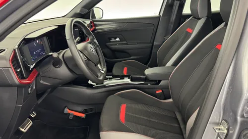 Opel Mokka Electric voorstoelen
