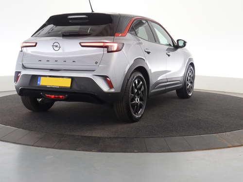 Opel Mokka Electric achterkant