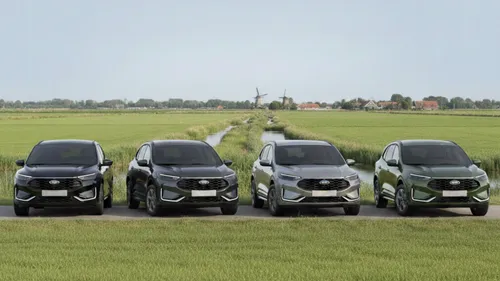 Ford Kuga in landschap