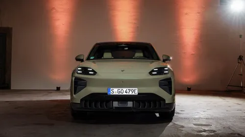 Porsche Cayenne Coupé Electric voorkant