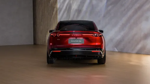 Mazda 6e