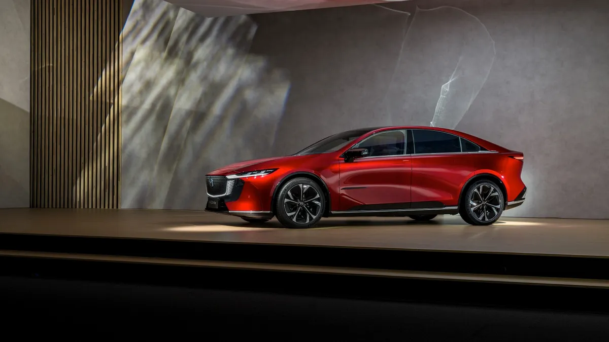 Mazda 6e