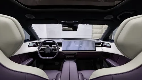 Mazda CX-6e dashboard