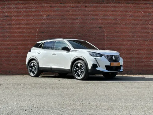 Peugeot e-2008 voorkant