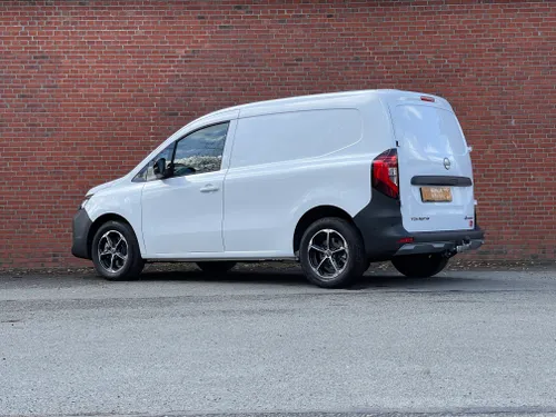 Nissan TOWNSTAR Electric