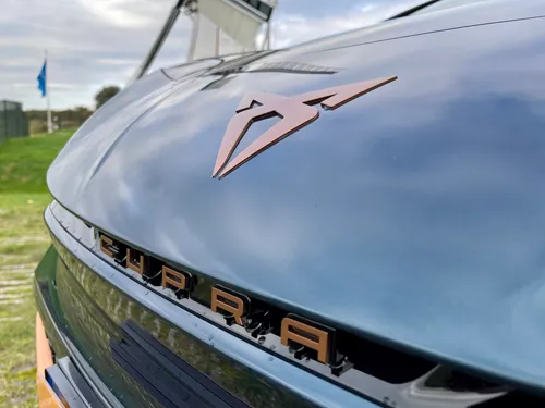 Cupra Born logo
