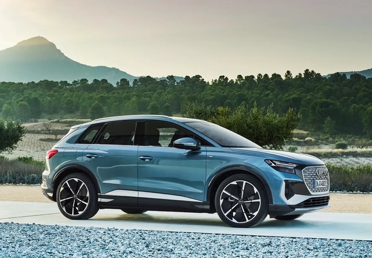 Audi Q4 E-Tron zijkant