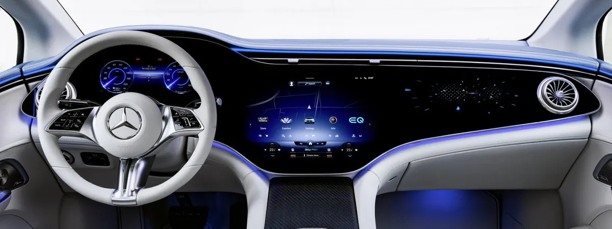 Mercedes EQE cockpit