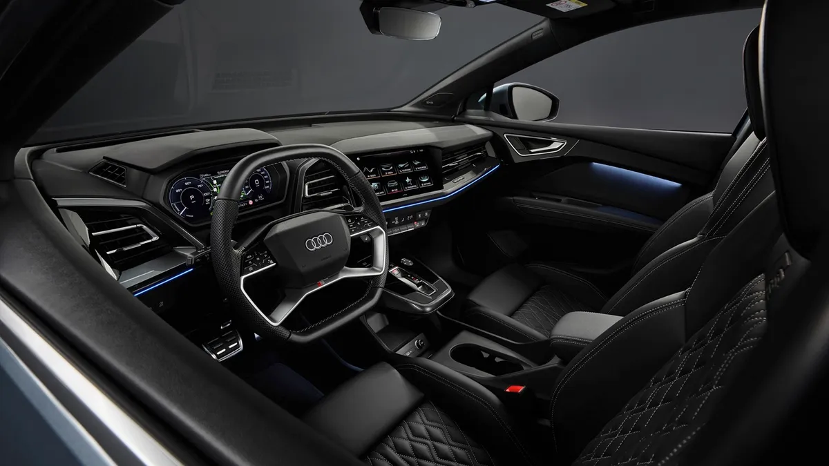 Audi Q4 cockpit