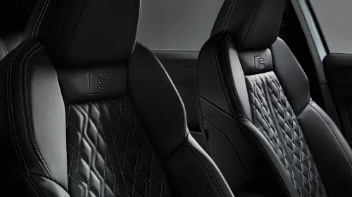 Audi Q4 E-Tron voorstoelen