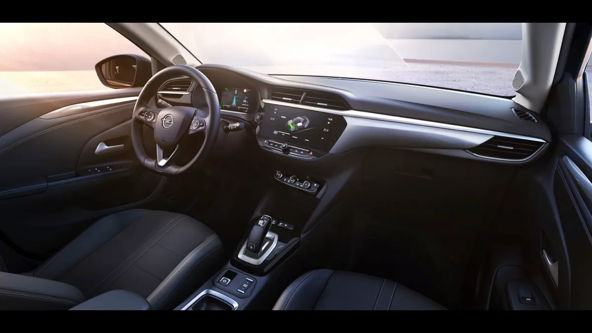 Opel Corsa E cockpit