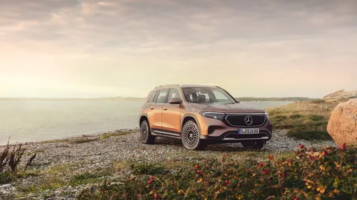 Mercedes EQB voorkant