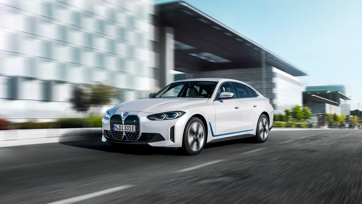 BMW i4