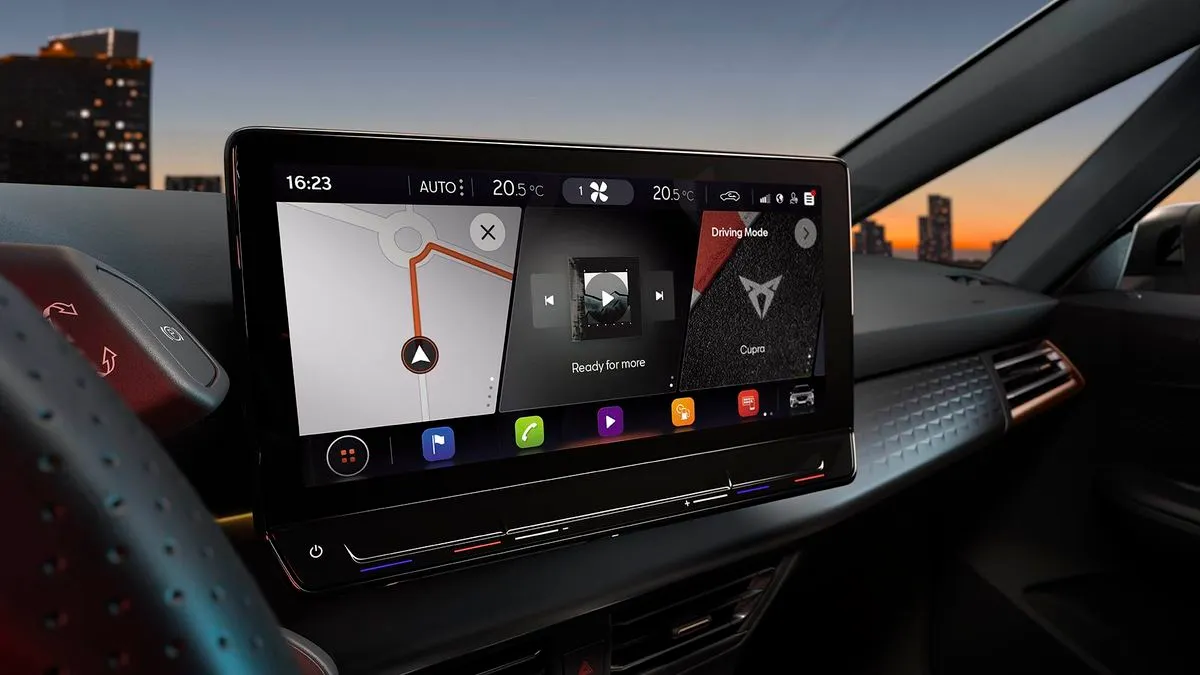 Cupra Born Performance multimedia