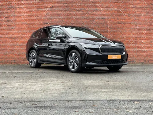 Skoda Enyaq iV voorkant