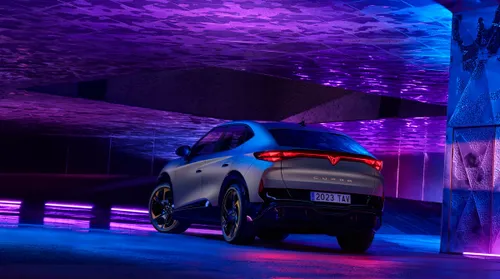 CUPRA Tavascan achterkant