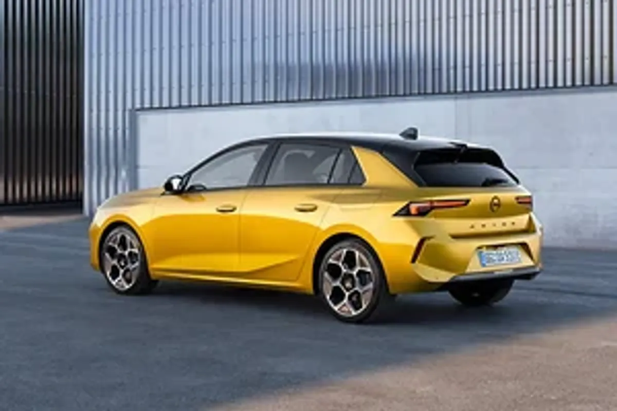 Opel Astra-E