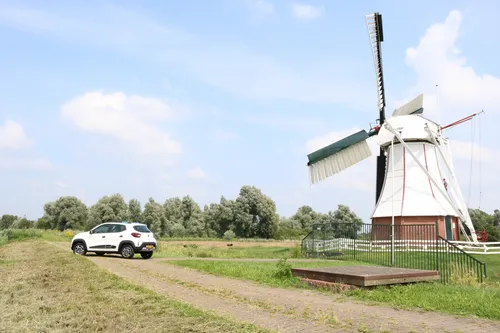 Dacia Spring met windmolen