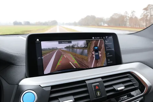 BMW IX3 multimedia