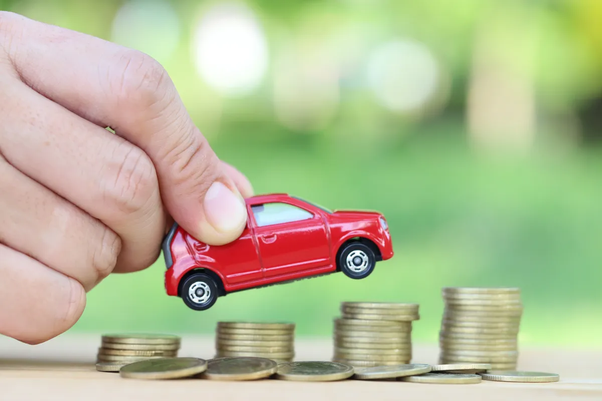 Auto met geld