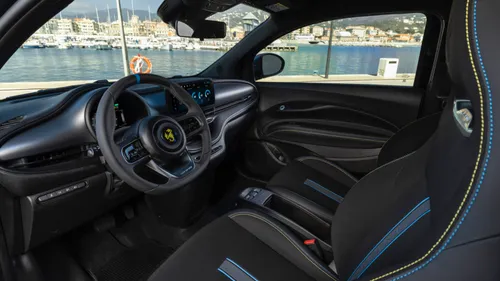 Interieur Abarth 500e