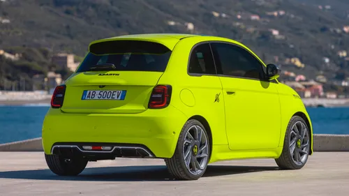 Achterkant Abarth 500e