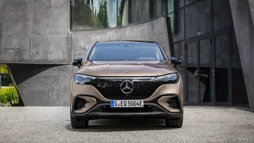 Mercedes EQE SUV
