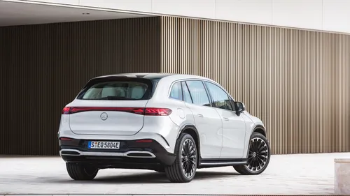 Mercedes EQS SUV