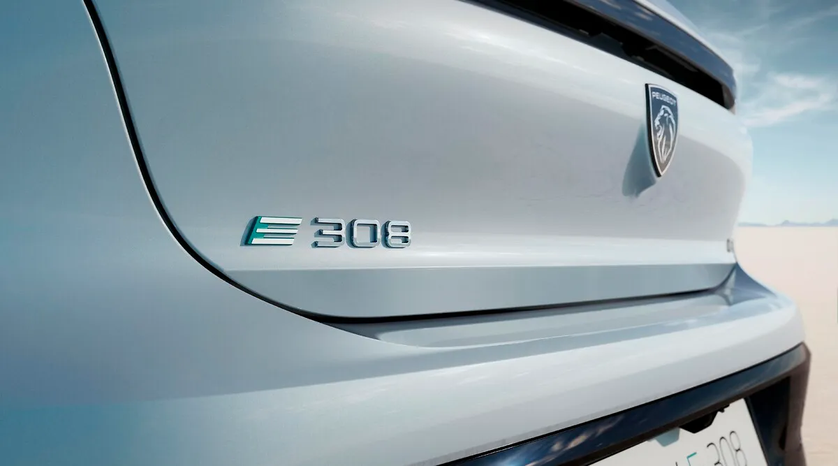 Peugeot e-308 SW